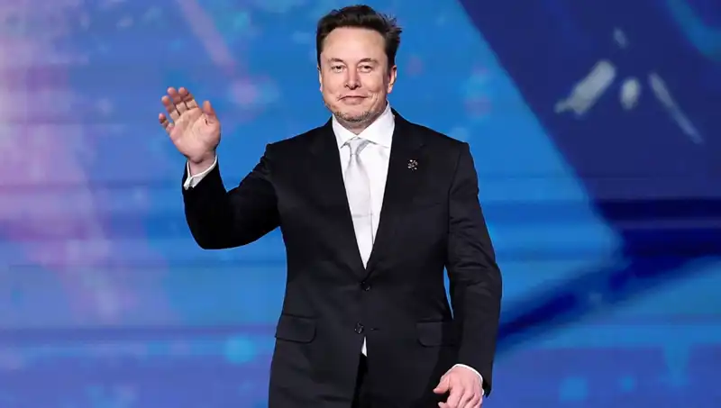 Tesla’nın Yeni "Canavarı": Yakında Yolu Kapatacak Performans Aracı!