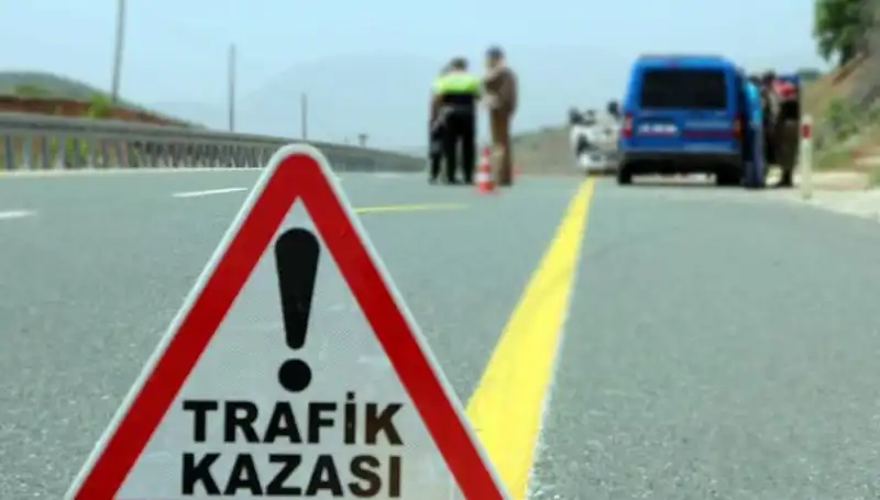 Bitlis’te Peş Peşe İki Kaza: 19 Kişi Yaralandı