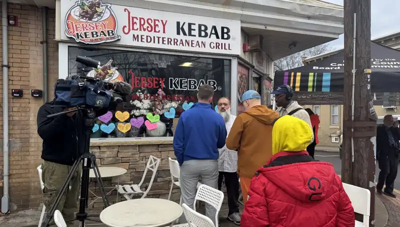Türk Aile, Yeşil Kart Beklerken Trump Yönetiminden Gözaltına Alındı