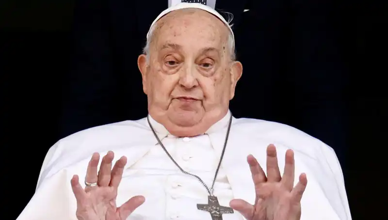 Papa Francis’in Hayatını Kurtaran İkilem: İki Kez Ölümle Yüz Yüze Geldi