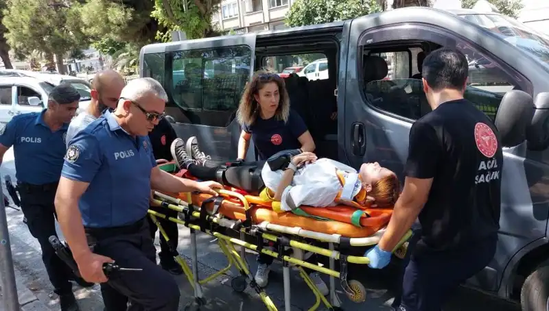Samsun’da Feci Kaza! Minibüs Kamyona Çarptı, Yaralılar Var